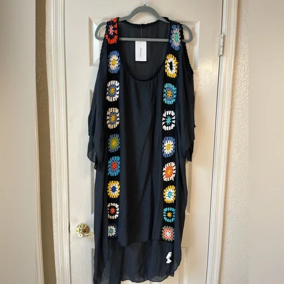 Chic Black Crochet Trim Swim Coverup - Picture 1 of 7